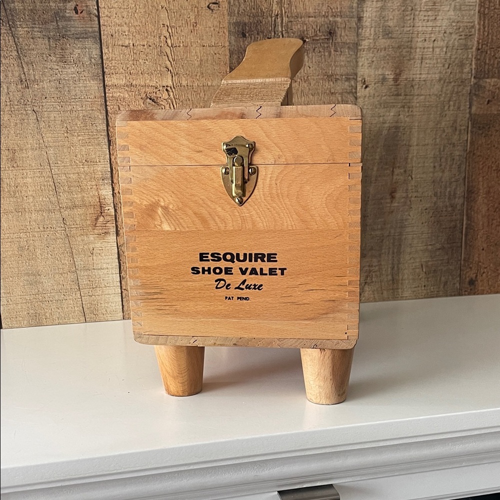 Vintage Esquire Shoe Valet De Luxe Wooden Shoe Shine Box